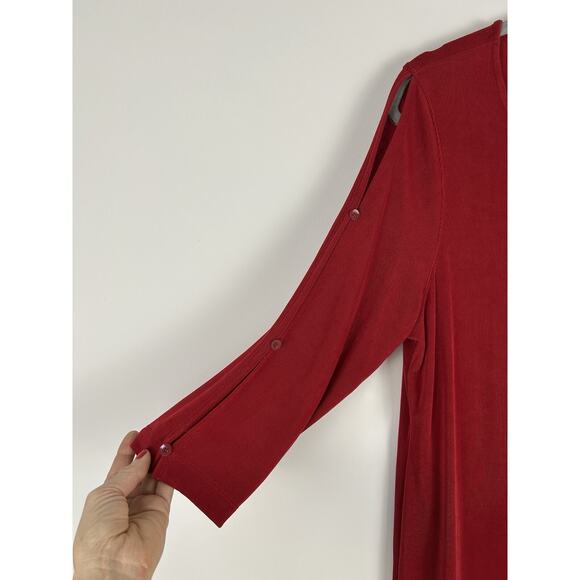 Chico's Travelers Size 2 XL Split Shoulder Dress Red Midi 3/4 Sleeves Button - Picture 2 of 7
